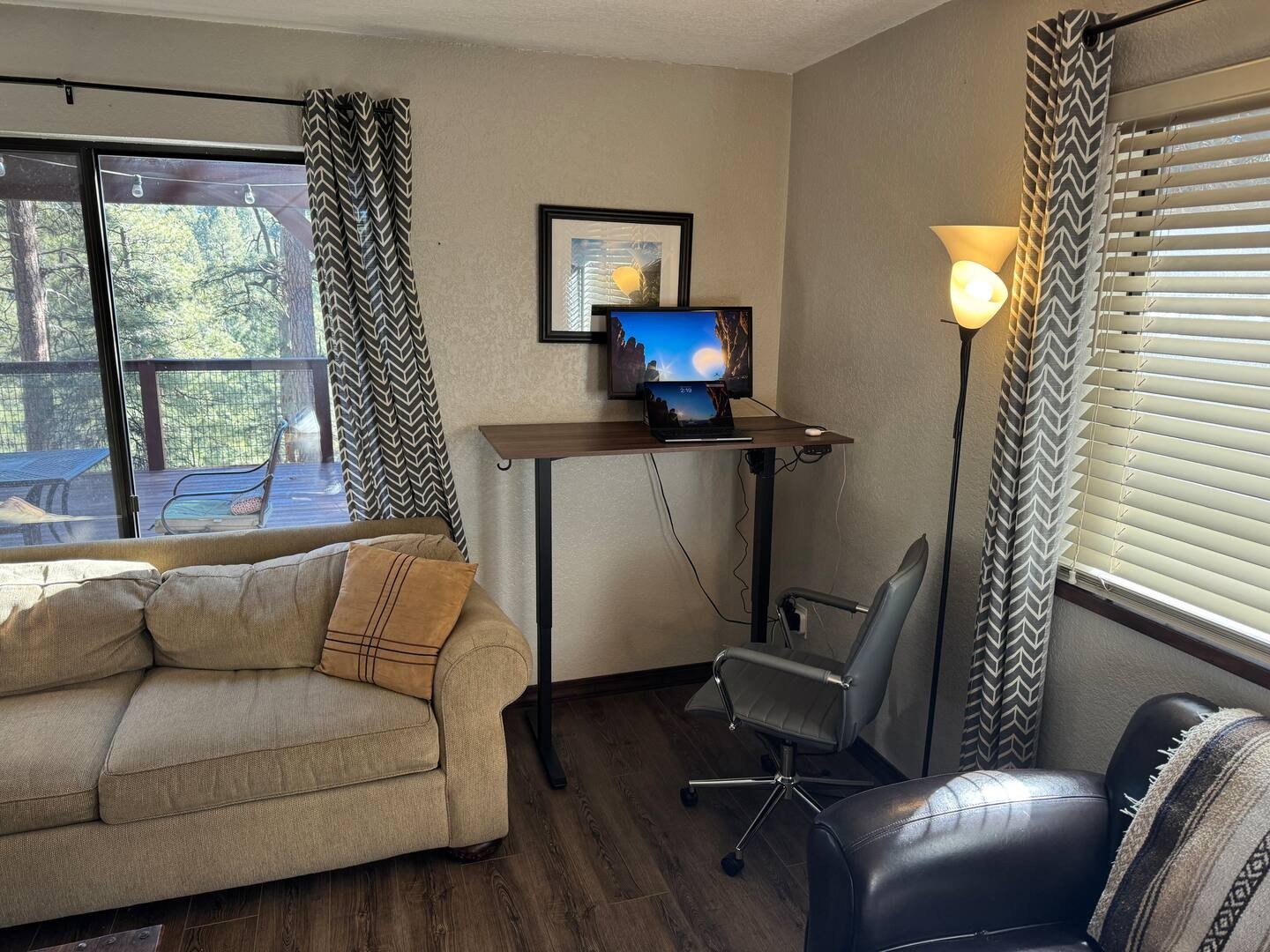 Work From Home! Fast WiFi plus adjustable Standing / Sitting Desk with Monitor (Laptop not included)